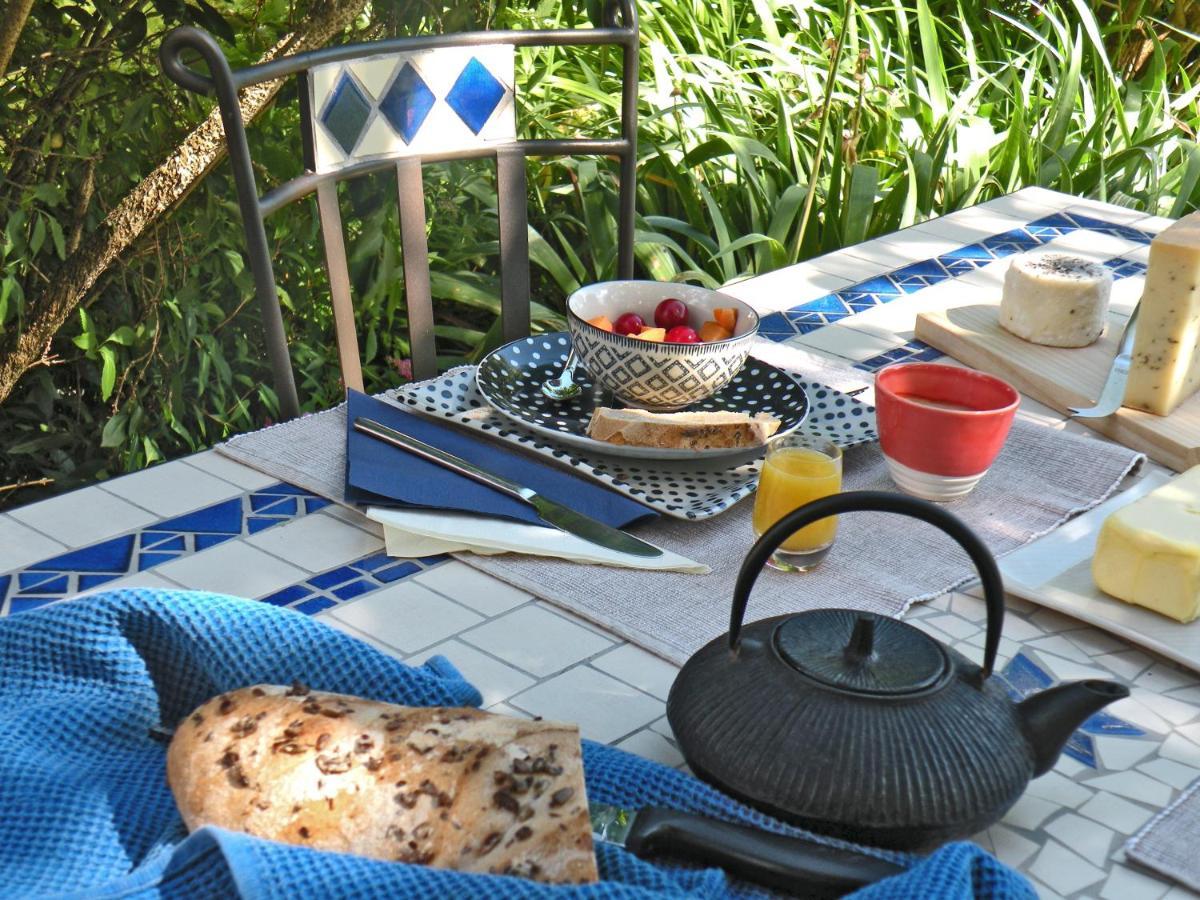 Le Pre Bed and Breakfast Juriens Buitenkant foto